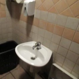 Bohémtanya Étterem, Budapest - Mosdó