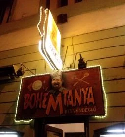 Bohémtanya Étterem