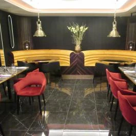 Bombay Budapest Budapest - Egyéb