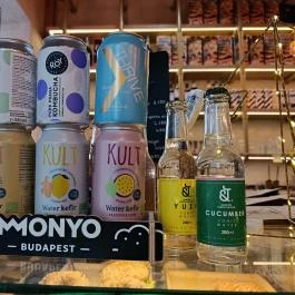 Bomiz Deli Budapest - Étel/ital