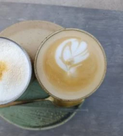 Bomiz Deli