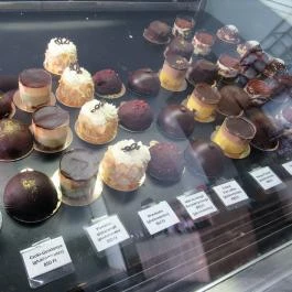 Bonbonier, Budapest - Egyéb