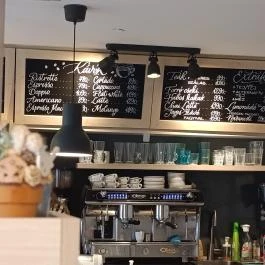 BonZsúr Kávézó Budapest - Belső