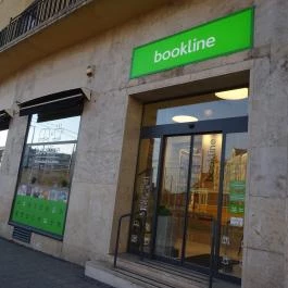 Bookline Egy Könyv: Egy Kávé Budapest - Külső kép