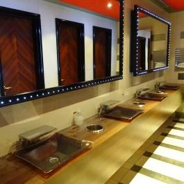 Boom & Brass Bar és Restaurant Budapest - Mosdó