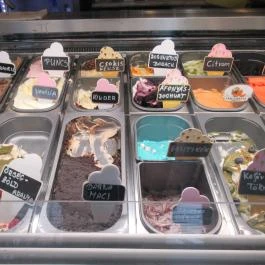 Bor Cukrászda & Kávézó Dabas - Étel/ital