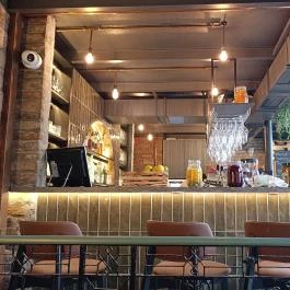 Market 1897- Kitchen & wine by Borbíróság, Budapest - Belső