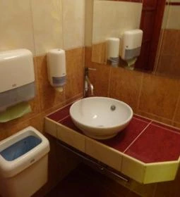 Borhotel Sziluett Farkasmály