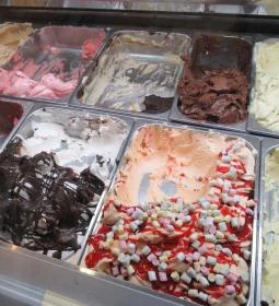 Boróka Fagyizó - Miklós utca