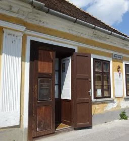 Boromisza Tibor Emlékszoba