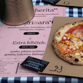 Botellón Terasz Budapest - Étel/ital