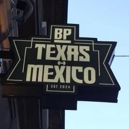 Bp Texas Mexico Budapest - Külső kép