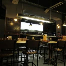 BrewDog Bar Budapest - Belső