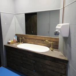 BrewDog Bar Budapest - Mosdó