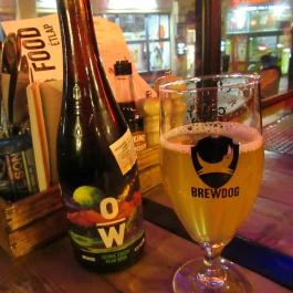 BrewDog Bar Budapest - Belső