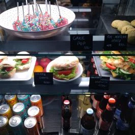 Bringiton Coffee & Bikes Budapest - Étel/ital