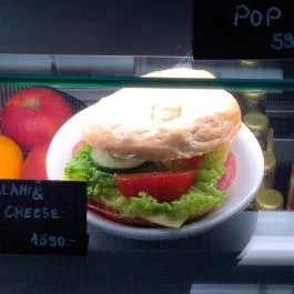 Bringiton Coffee & Bikes Budapest - Étel/ital