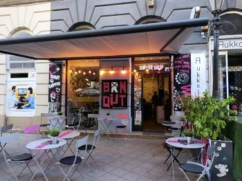 BRN OUT COFFEESHOP Budapest