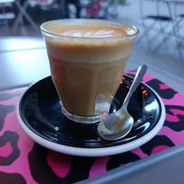 BRN OUT COFFEESHOP Budapest - Étel/ital