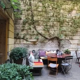 Brody House Café, Bar & Bistro Budapest - Belső