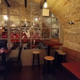 Bródy Italintézet Budapest - Belső