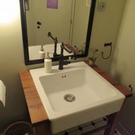 Brót Pékség Budapest - Mosdó