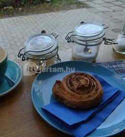 Bruberi Coffee & Bakery