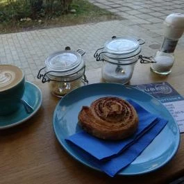 Bruberi Coffee & Bakery Budapest - Étel/ital