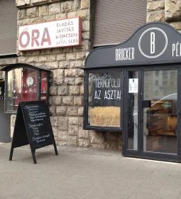 Brucker Pékség - Móricz