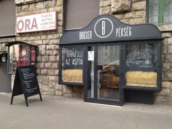 Brucker Pékség - Móricz Budapest