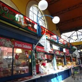 Brumi Salátabár Budapest - Belső