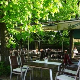 Budai Gesztenyés Étterem és Kávézó, Budakeszi - Külső kép