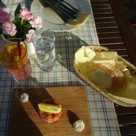 Budai Gesztenyés Étterem és Kávézó, Budakeszi - Étel/ital