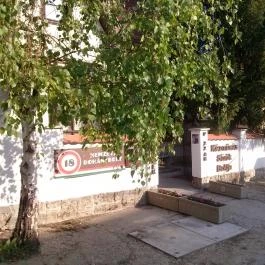 Spájz Étterem & Kolbászház Budakeszi - Külső kép