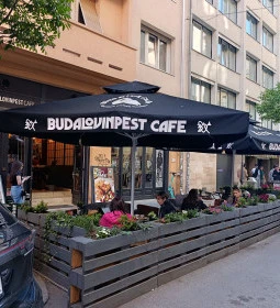 BudaLovinPest Café