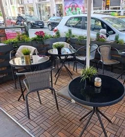 BudaLovinPest Café