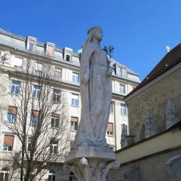 Budapest-Belvárosi Nagyboldogasszony Főplébánia-templom Budapest - Egyéb
