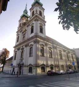 Budapest-Felsővízivárosi Szent Anna plébániatemplom