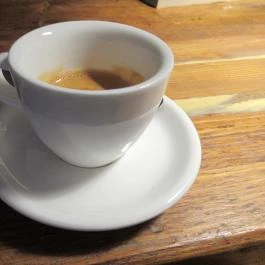 Budapest Kávé Művek Budapest - Étel/ital