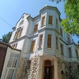 Budapesti Örmény Katolikus Fogolykiváltó Boldogasszony és Világosító Szent Gergely templom, Budapest - Külső kép