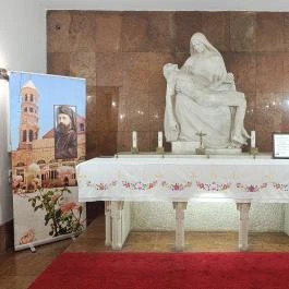 Budapesti Örmény Katolikus Fogolykiváltó Boldogasszony és Világosító Szent Gergely templom, Budapest - Belső