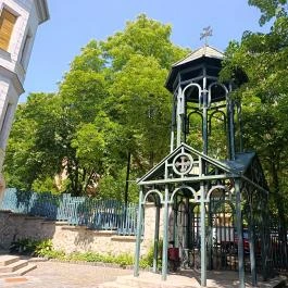 Budapesti Örmény Katolikus Fogolykiváltó Boldogasszony és Világosító Szent Gergely templom, Budapest - Külső kép