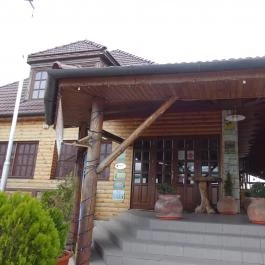 Buffalo Bill Western Étterem Szerencs - Külső kép