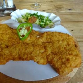 Buja Disznók - Belvárosi Piac Budapest - Étel/ital