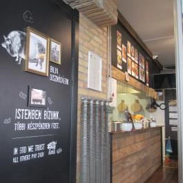 Buja Disznók - Fény utcai Piac Budapest - Egyéb