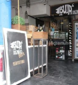 Buja Disznók - Fény utcai Piac