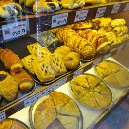 Burek Pékség Budapest - Étel/ital