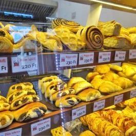 Burek Pékség Budapest - Étel/ital