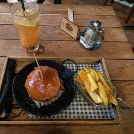 Burger Bár-Hol Budapest - Étel/ital