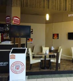 Burger House - Duna Plaza